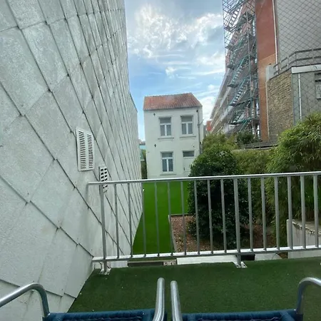 Avenue Ξενοδοχείο 3*