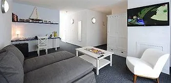 Avenue 3* Οστένδη