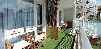 Ξενοδοχείο Avenue 3*